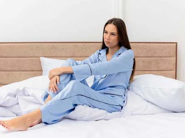 Советы для предотвращения боли в пятках у женщин утром после сна